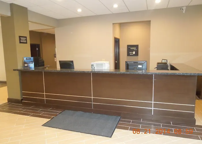 Super 8 By Wyndham Hershey Chocolate Avenue