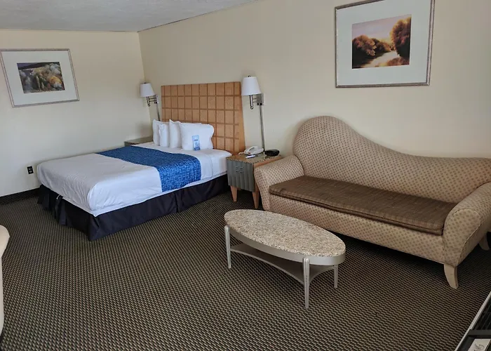 Travelodge By Wyndham Clovis