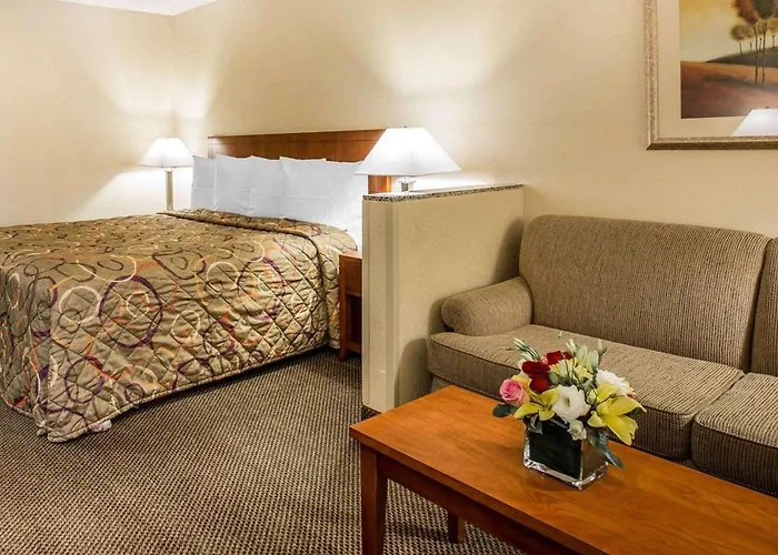 California Inn And Suites Bakersfield