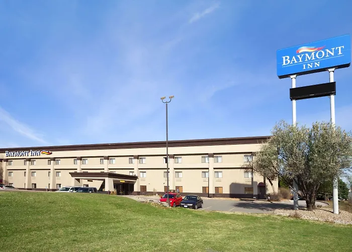 Baymont By Wyndham Sioux Falls