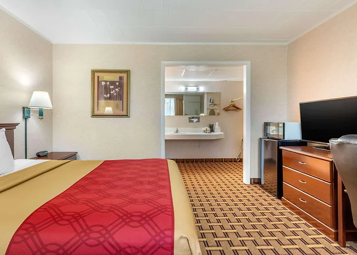 Rodeway Inn Mystic
