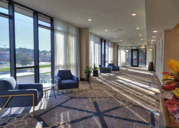 Holiday Inn & Suites Pigeon Forge Convention Center By Ihg