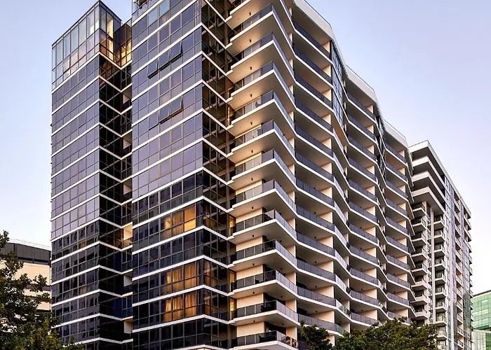 Canberra Hotels
