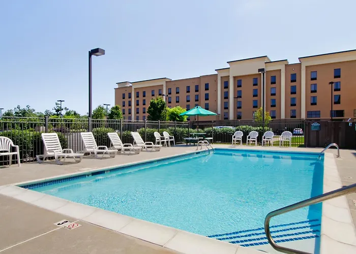 Wingate By Wyndham Vineland Hotel