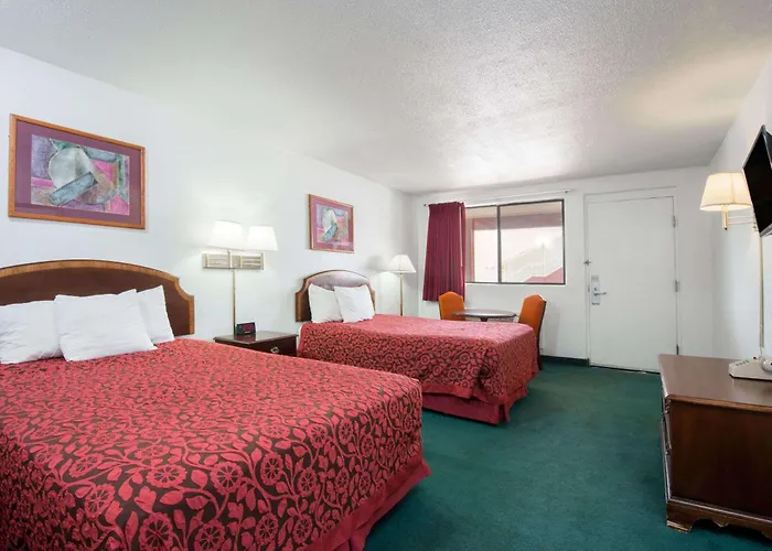 Days Inn By Wyndham Gallup