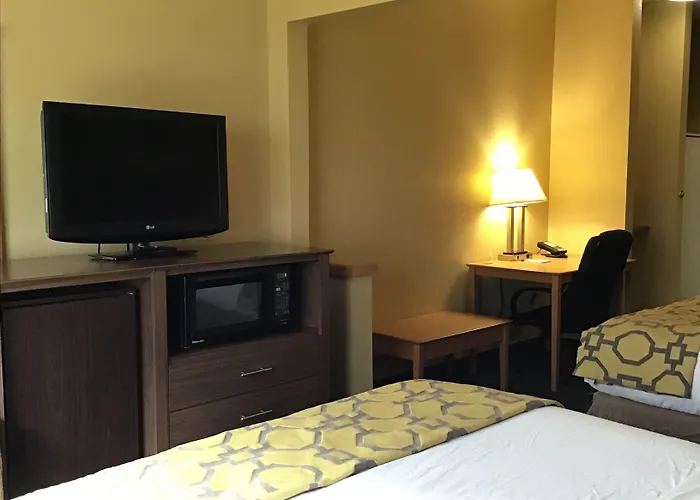 Baymont By Wyndham Billings Hotel