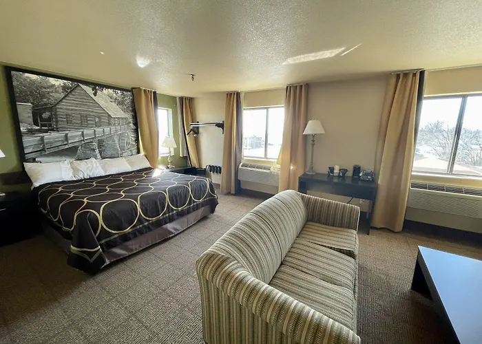 Super 8 By Wyndham Macon Motel