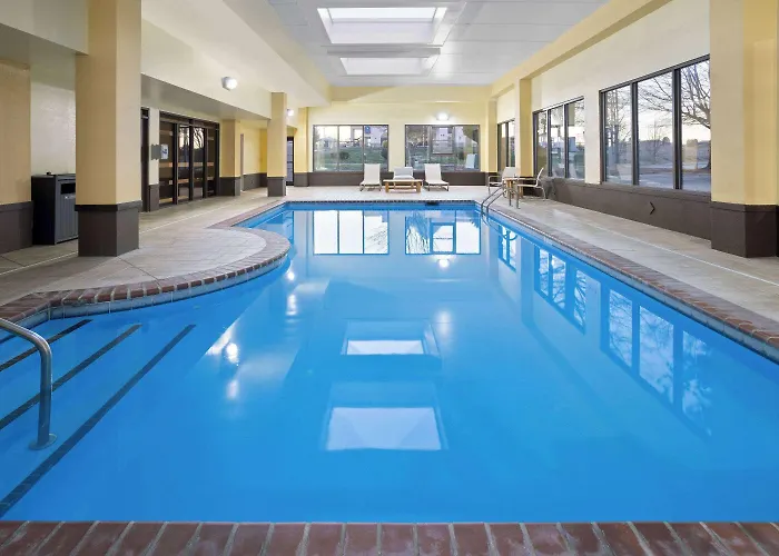 La Quinta Inn & Suites By Wyndham Mooresville