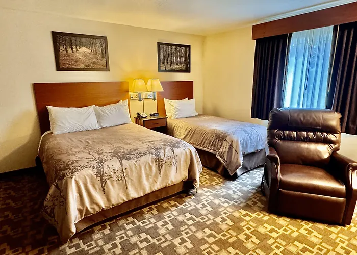 North Star Hotel Pictured Rocks Munising