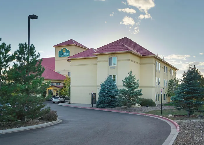 La Quinta By Wyndham Trinidad Hotel