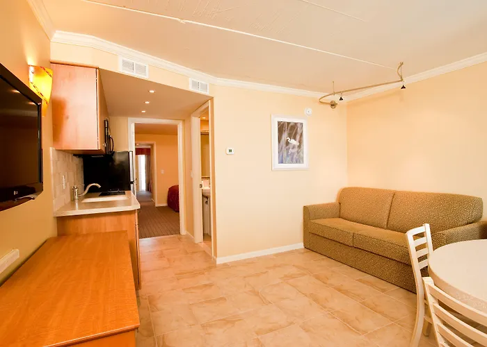 Fleur De Lis Beach Motel Wildwood Crest