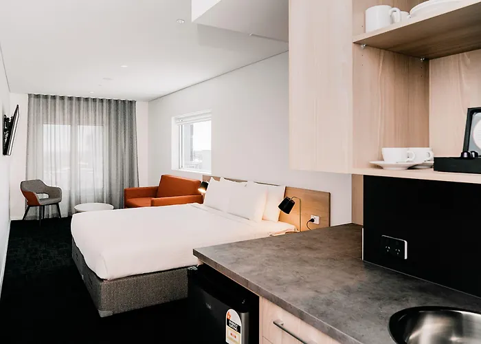 Adelaide Hotels
