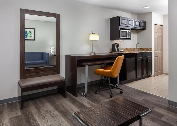 Holiday Inn Express Hotel & Suites St. Louis West-O'Fallon By Ihg