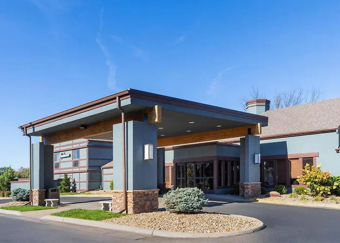Endeavor Inn & Suites, Trademark Collection By Wyndham Topeka