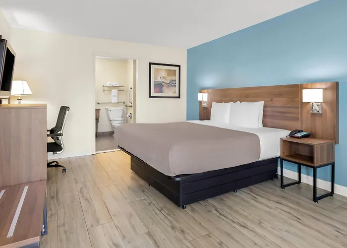 Quality Inn & Suites Lexington