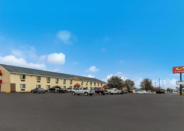 Econo Lodge Inn & Suites Yankton