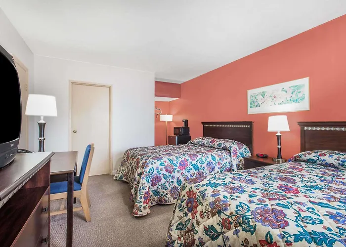 Budget Inn/ Natick