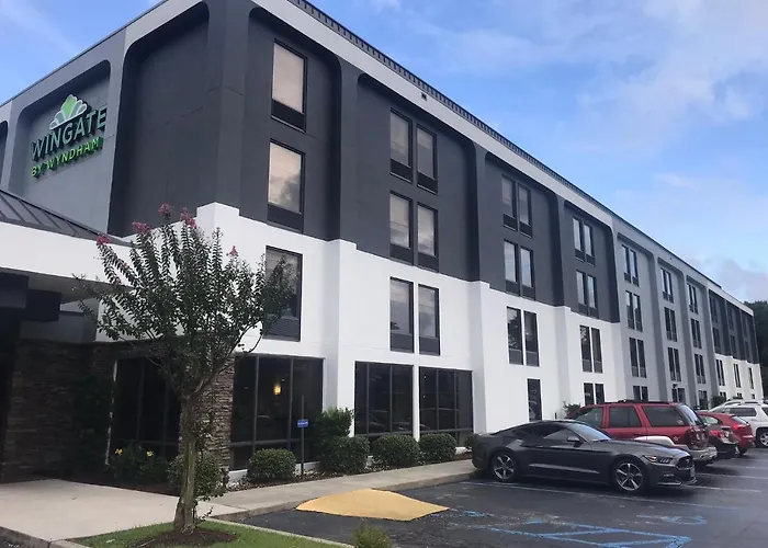 Wingate By Wyndham Charleston Coliseum Hotel North Charleston