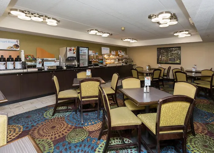Holiday Inn Express Des Moines-At Drake University, An Ihg Hotel
