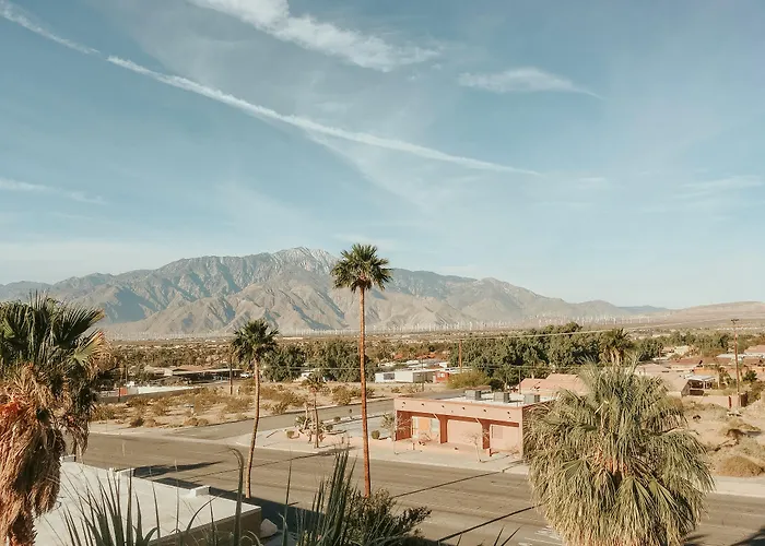 Avanti Hotel Palm Springs